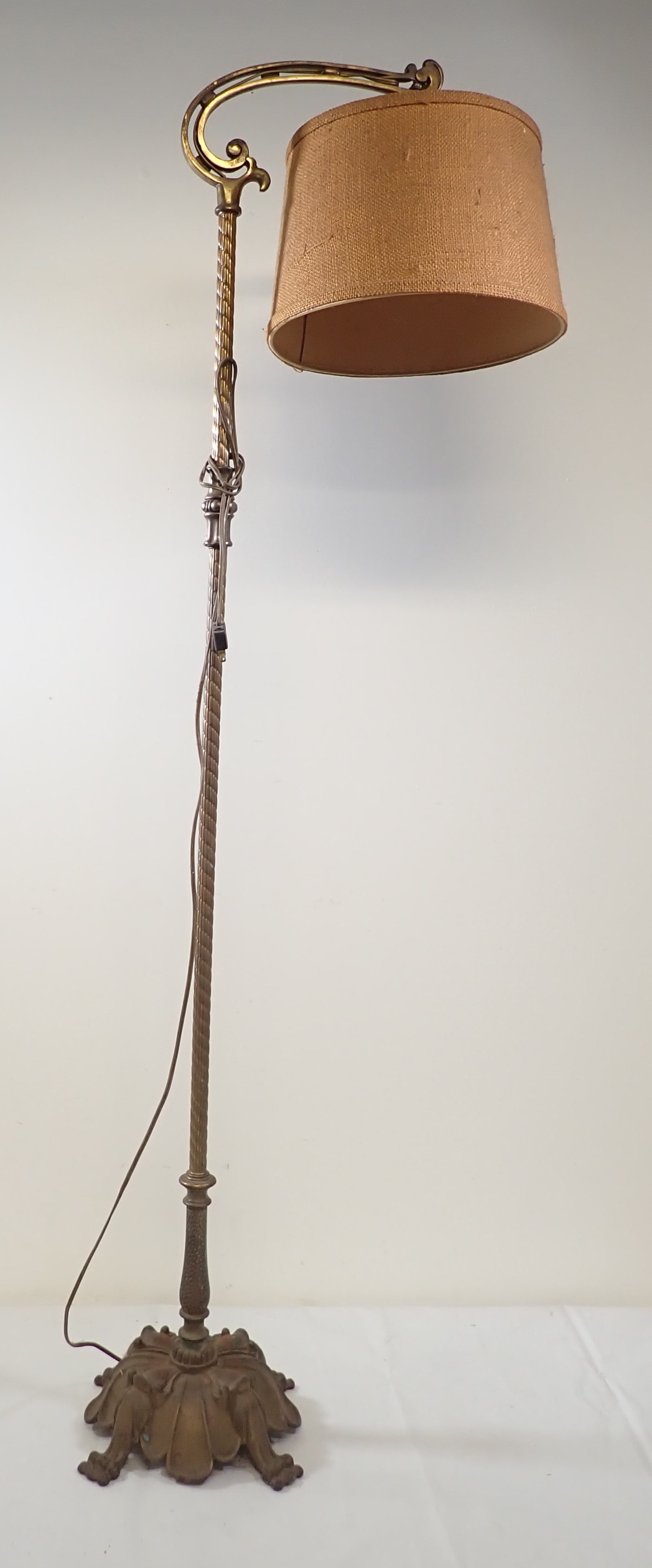 Rembrandt Floor Lamp (1 of 7)