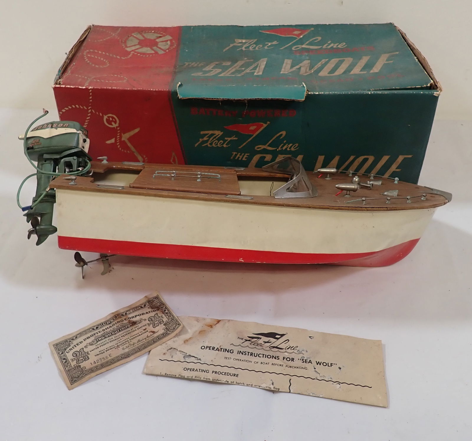 Fleet Line Sea Wolf Speedboat w/ Johnson Motor (1 of 11)