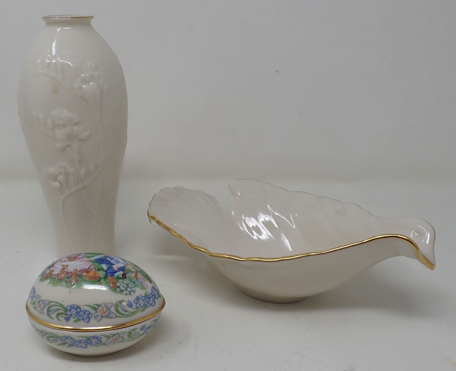 Lenox Vase Dish & Egg Trinket Box (1 of 3)