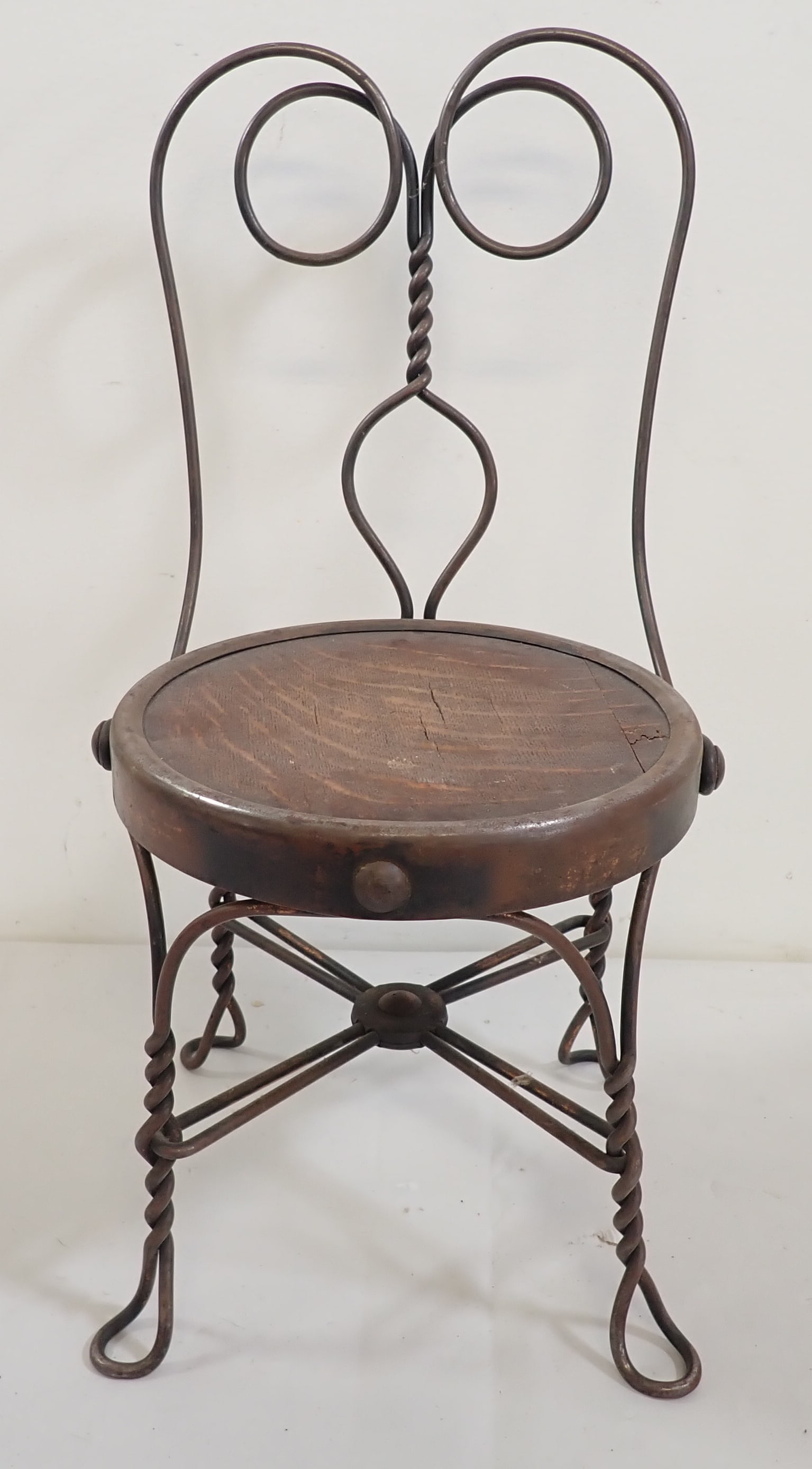 Royal Metal Salesmans Sample Wire Chair (1 of 6)