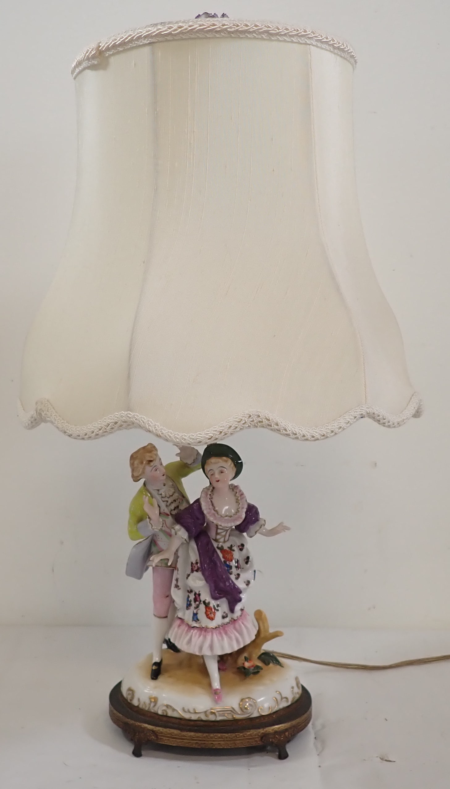 Victorian Porcelain Table Lamp (1 of 5)