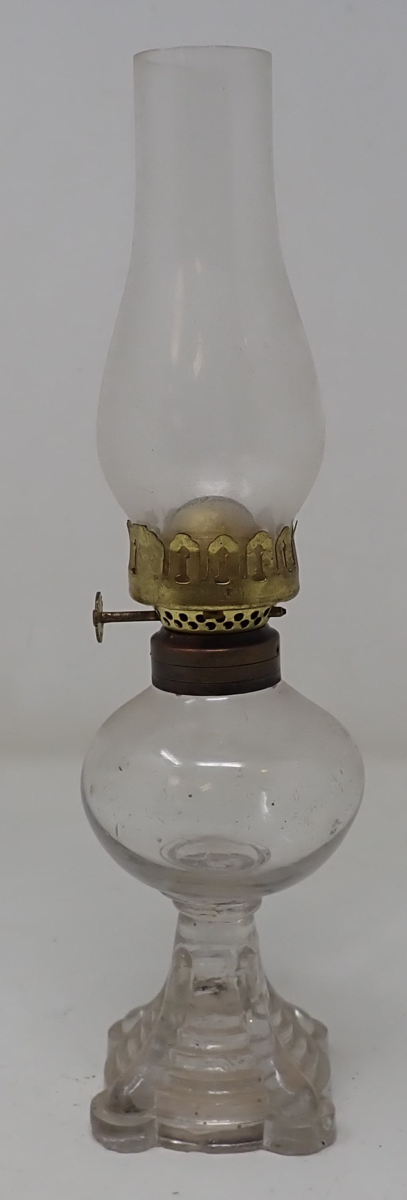 Pedestal Oil Lamp: Apprx 10 1/4" tall. Shipping available