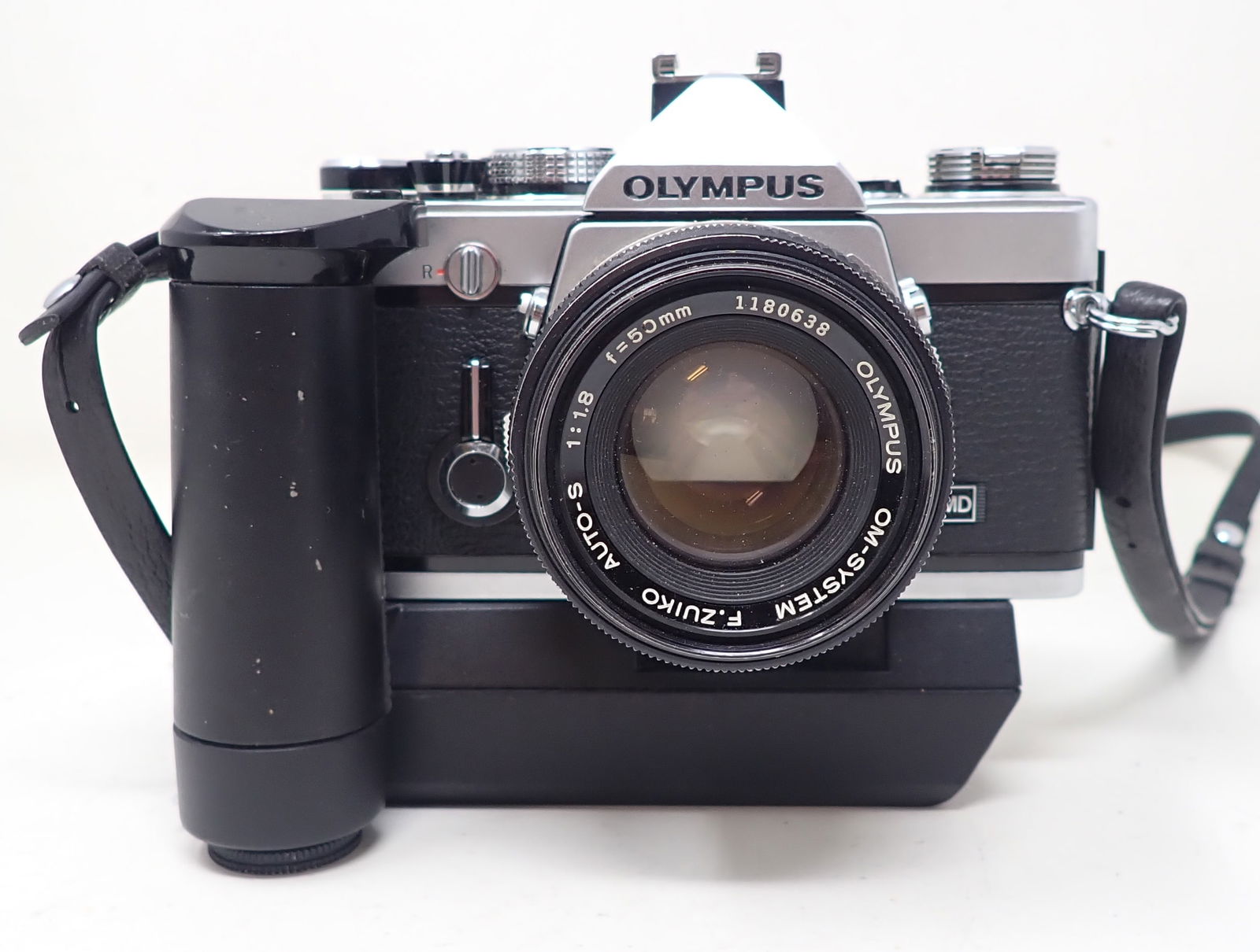 Olympus OM-1 Camera (1 of 7)