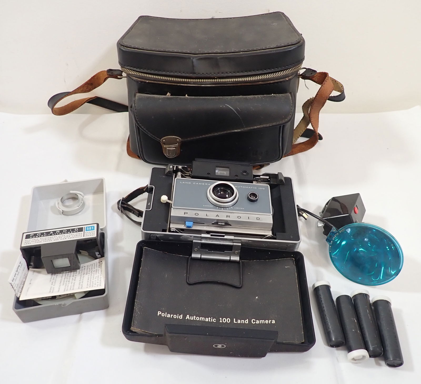 Polaroid Automatic 100 Land Camera (1 of 5)