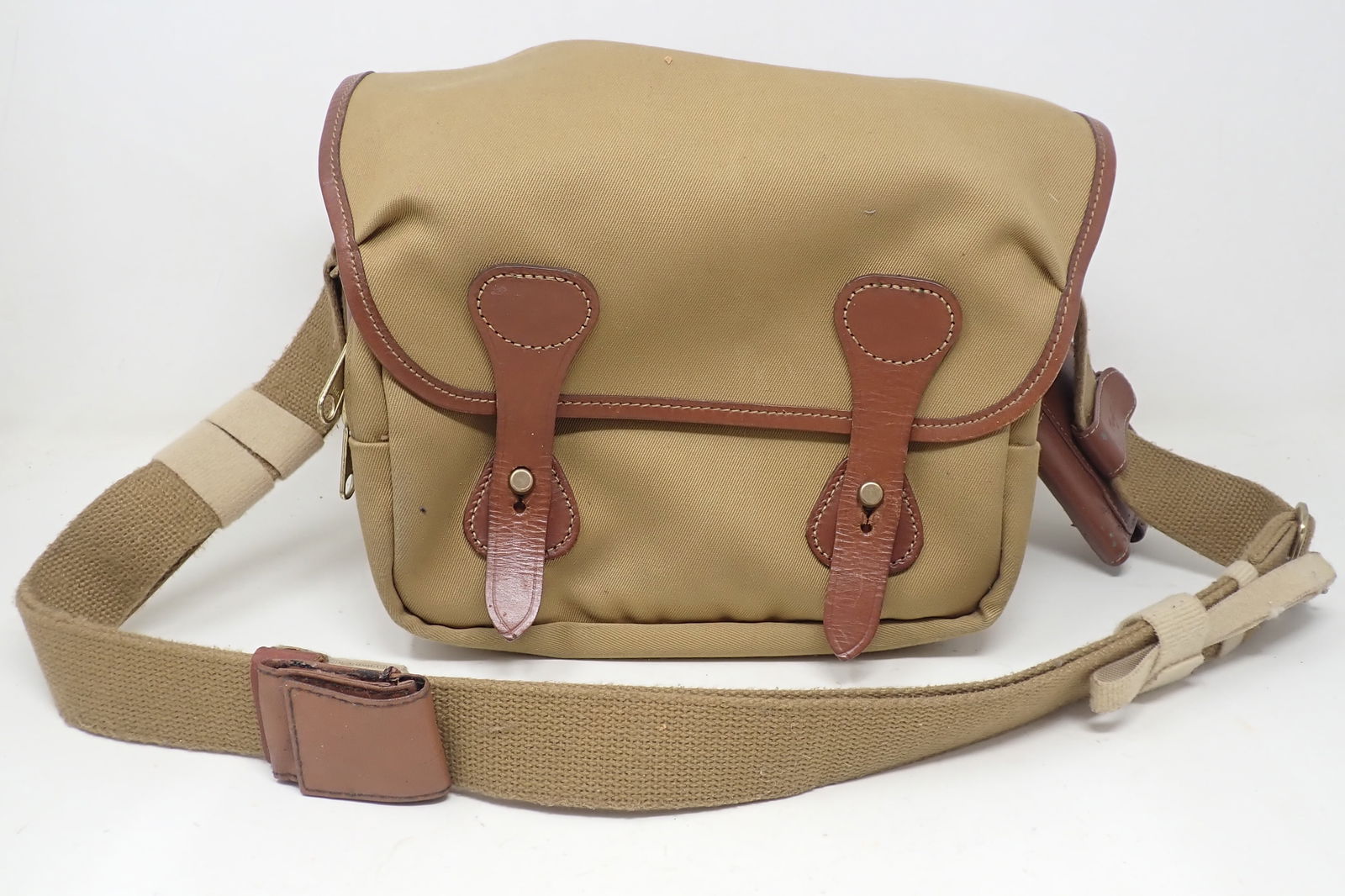 Billingham for Leica Camera Bag (1 of 4)