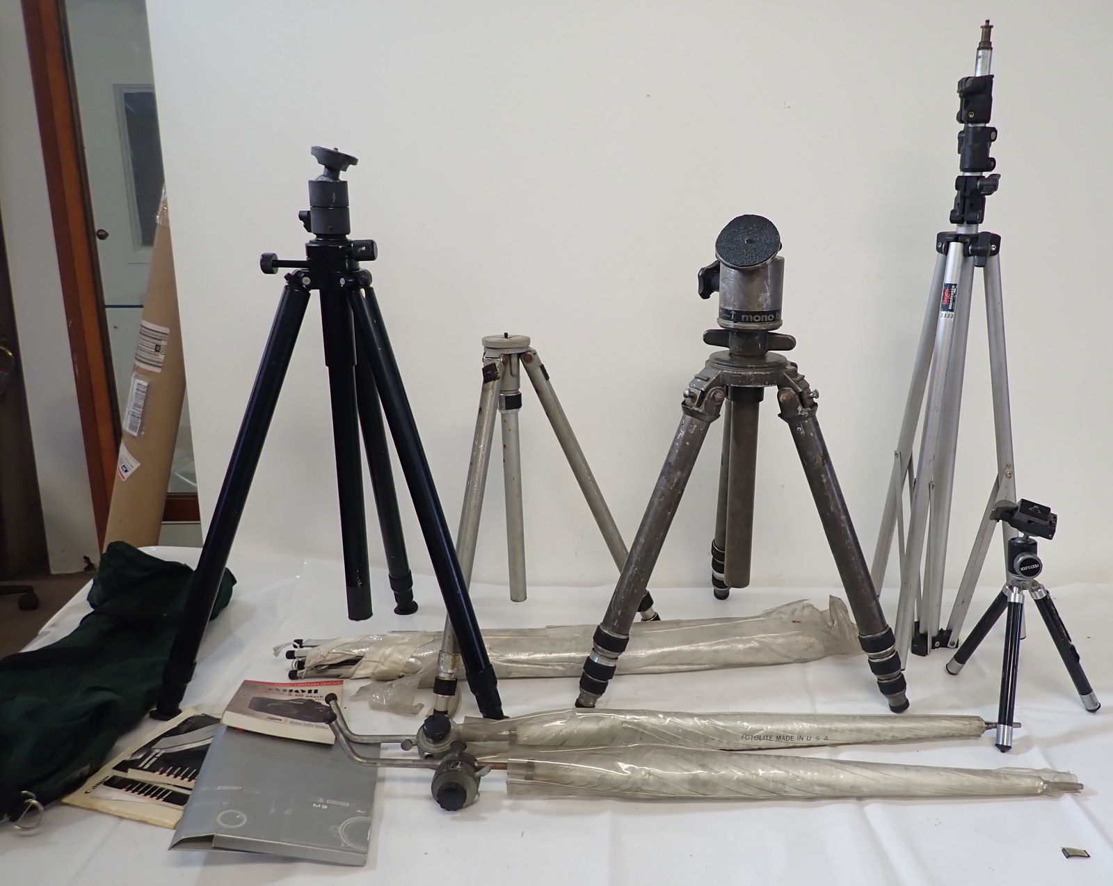 Camera Tripods (1 of 5)