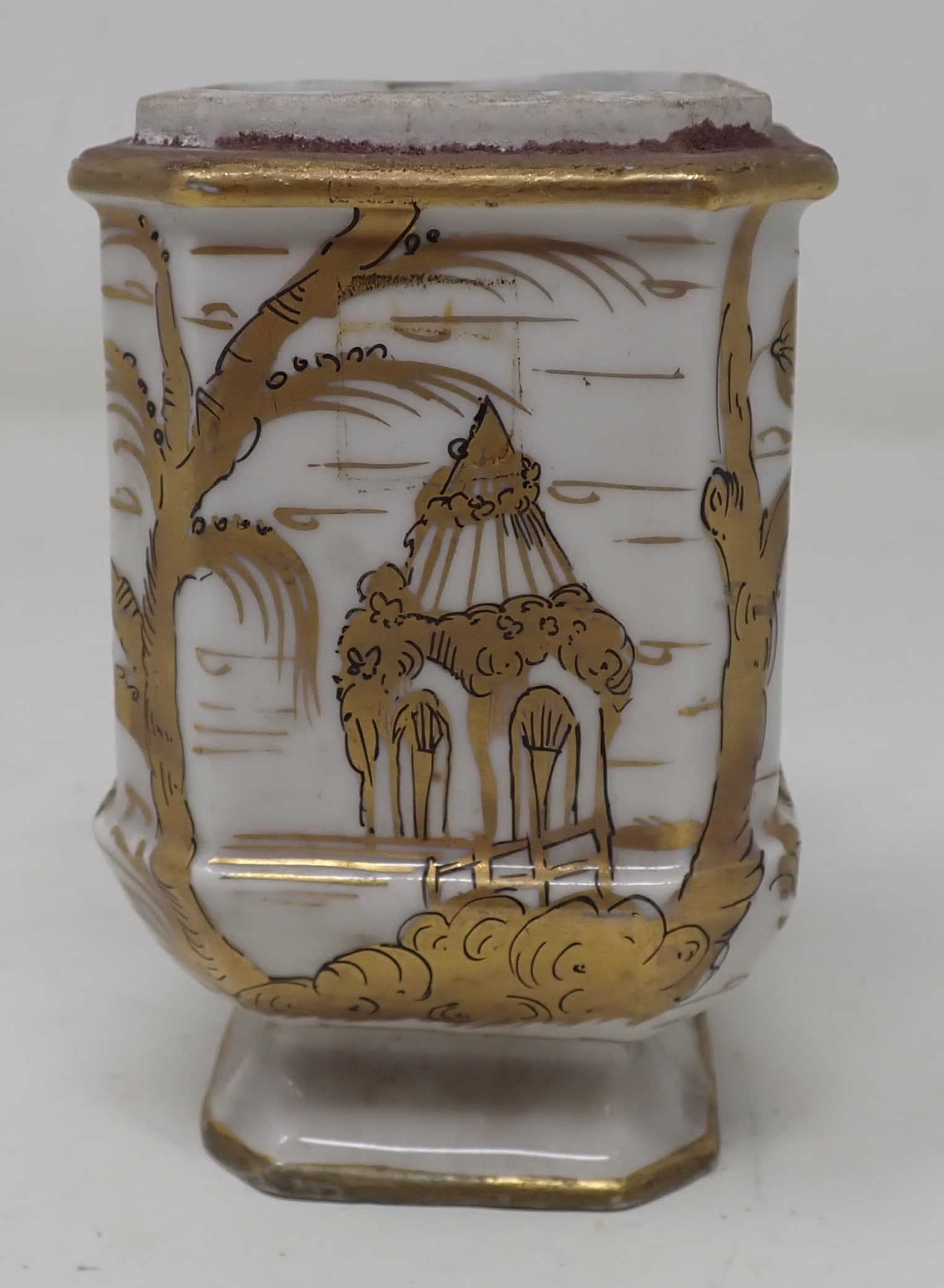 Chinese Porcelain Spice Jar (1 of 8)