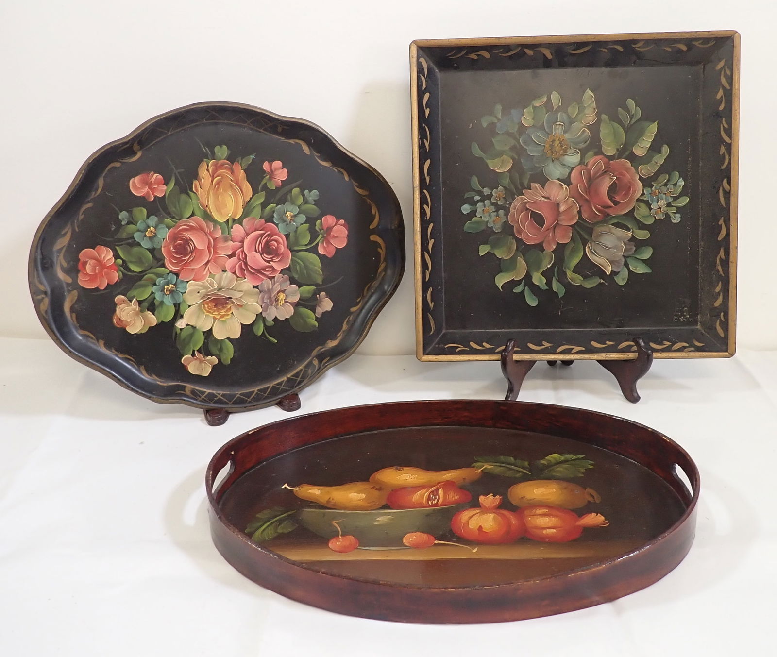 Wood & Tin Toleware Serving Trays (1 of 5)