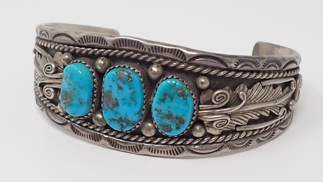 Large Sterling Native American Cuff Bracelet (1 of 7)