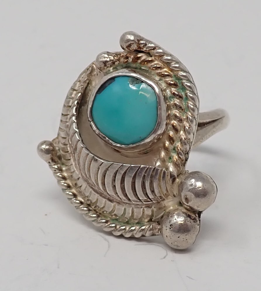Native American Silver Ring (1 of 4)
