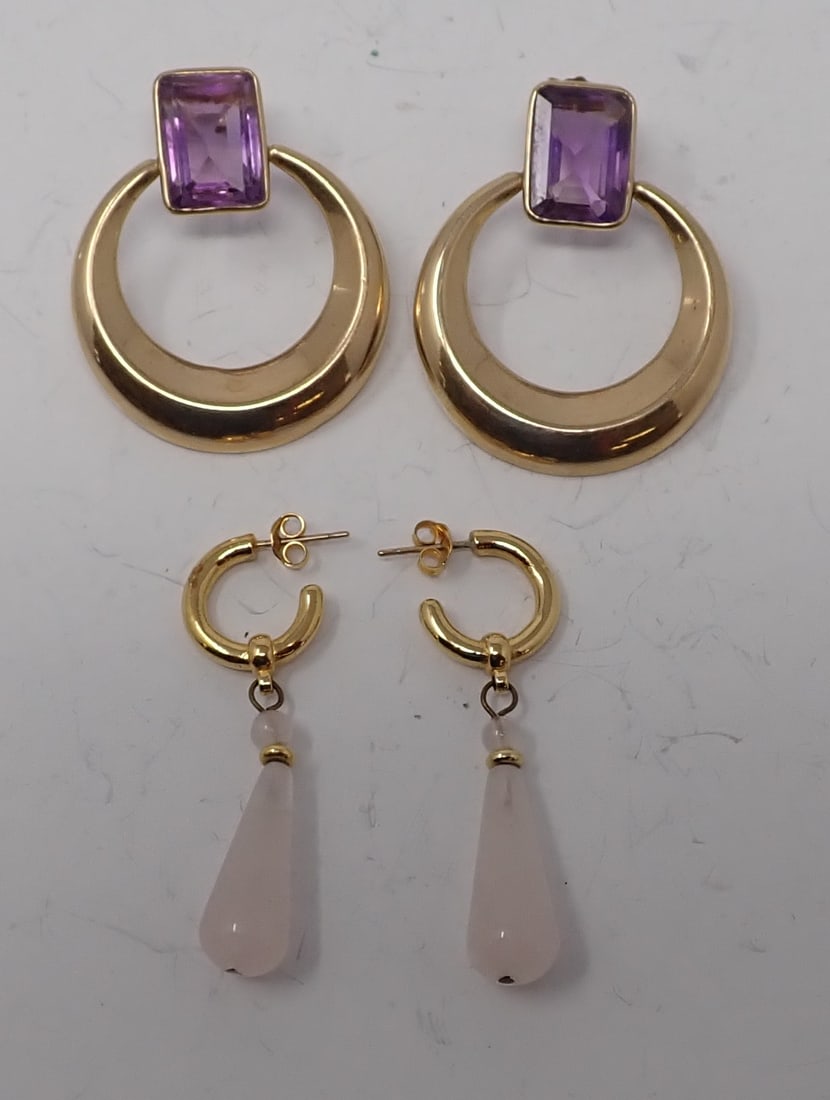 2 Pair of Gold Earrings (1 of 4)