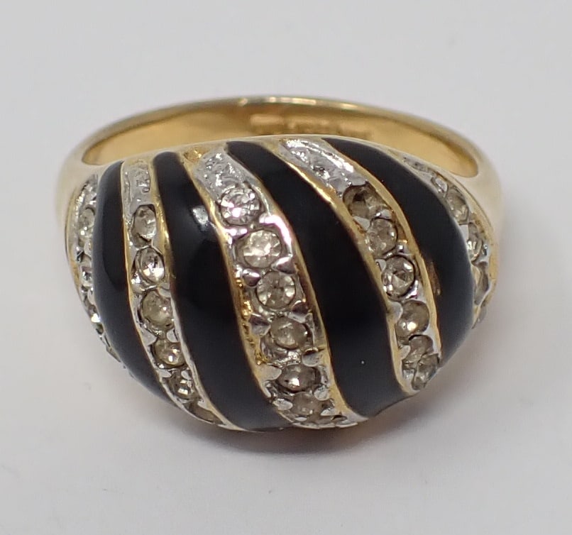 Costume Ring (1 of 6)