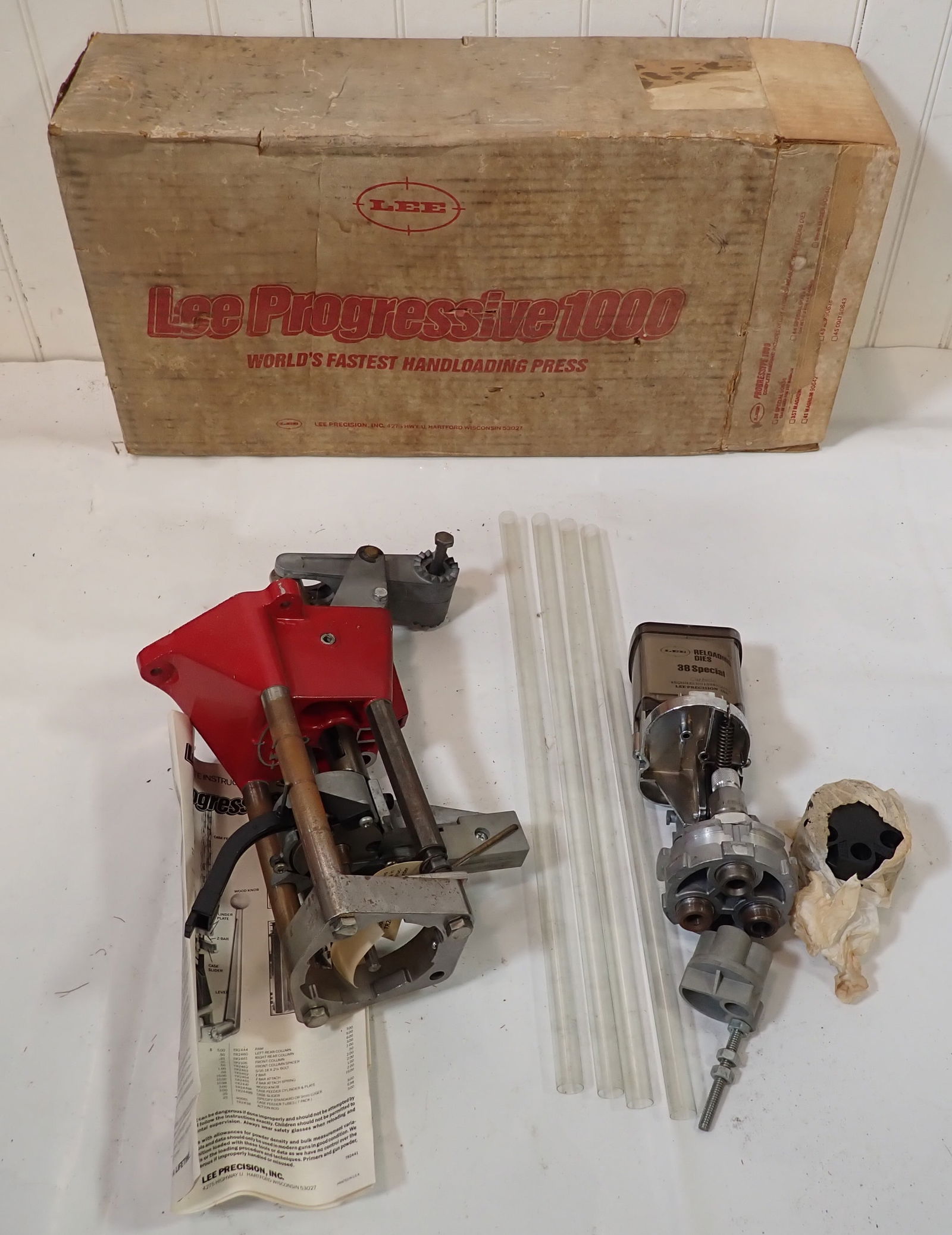 Lee Progressive 1000 Reloader (1 of 5)