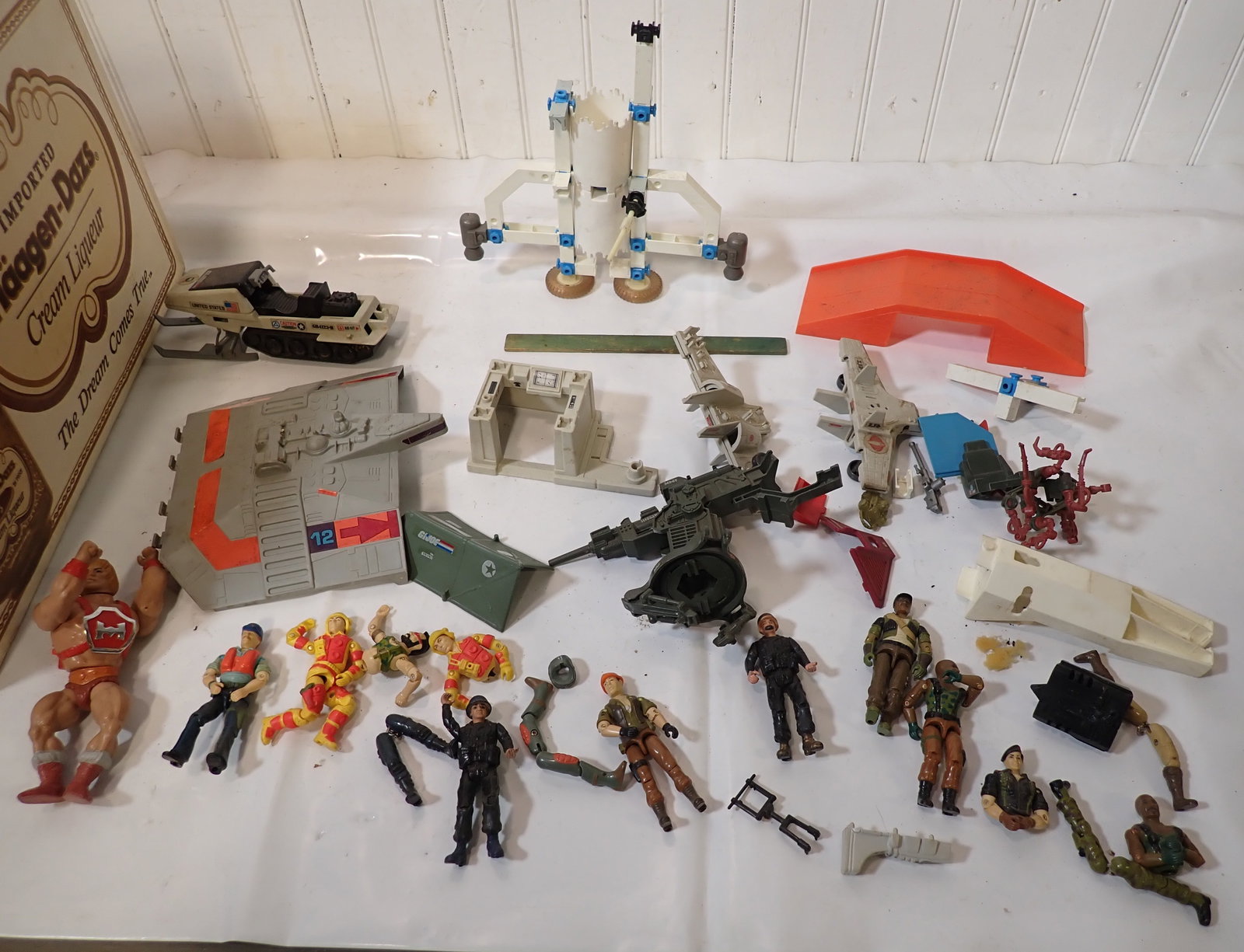He-Man Gi Joe Action Figures & Misc (1 of 7)