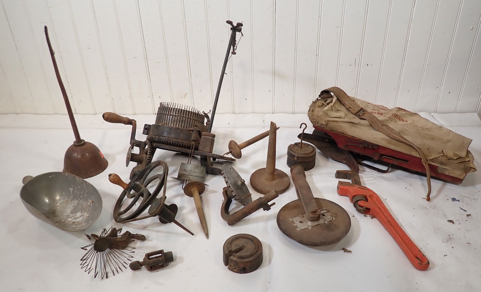 Sock Machine Cyclone Seeder Scale Weights & Misc (1 of 7)