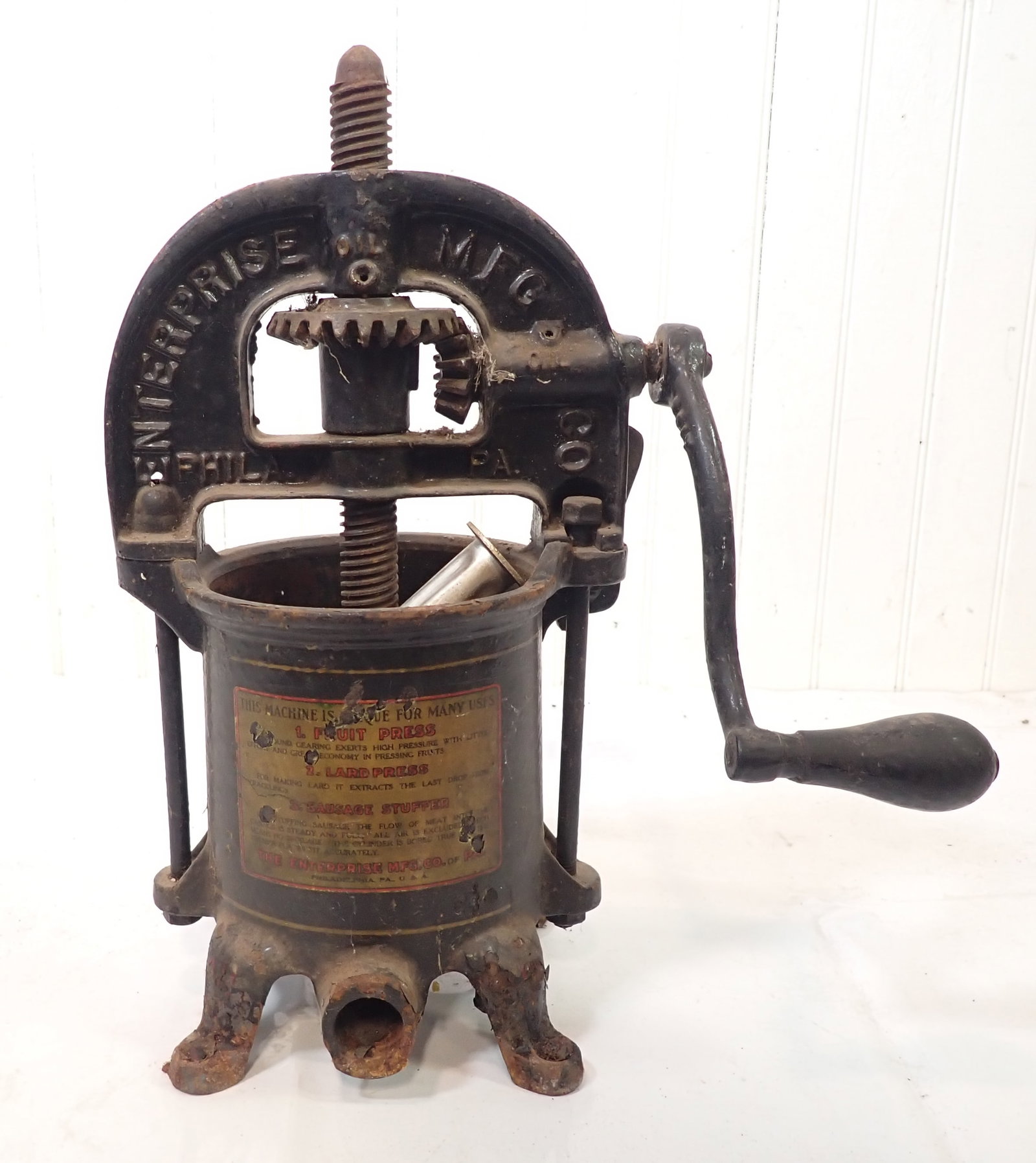 Enterprise 2 Quart Fruit & Lard Press (1 of 7)