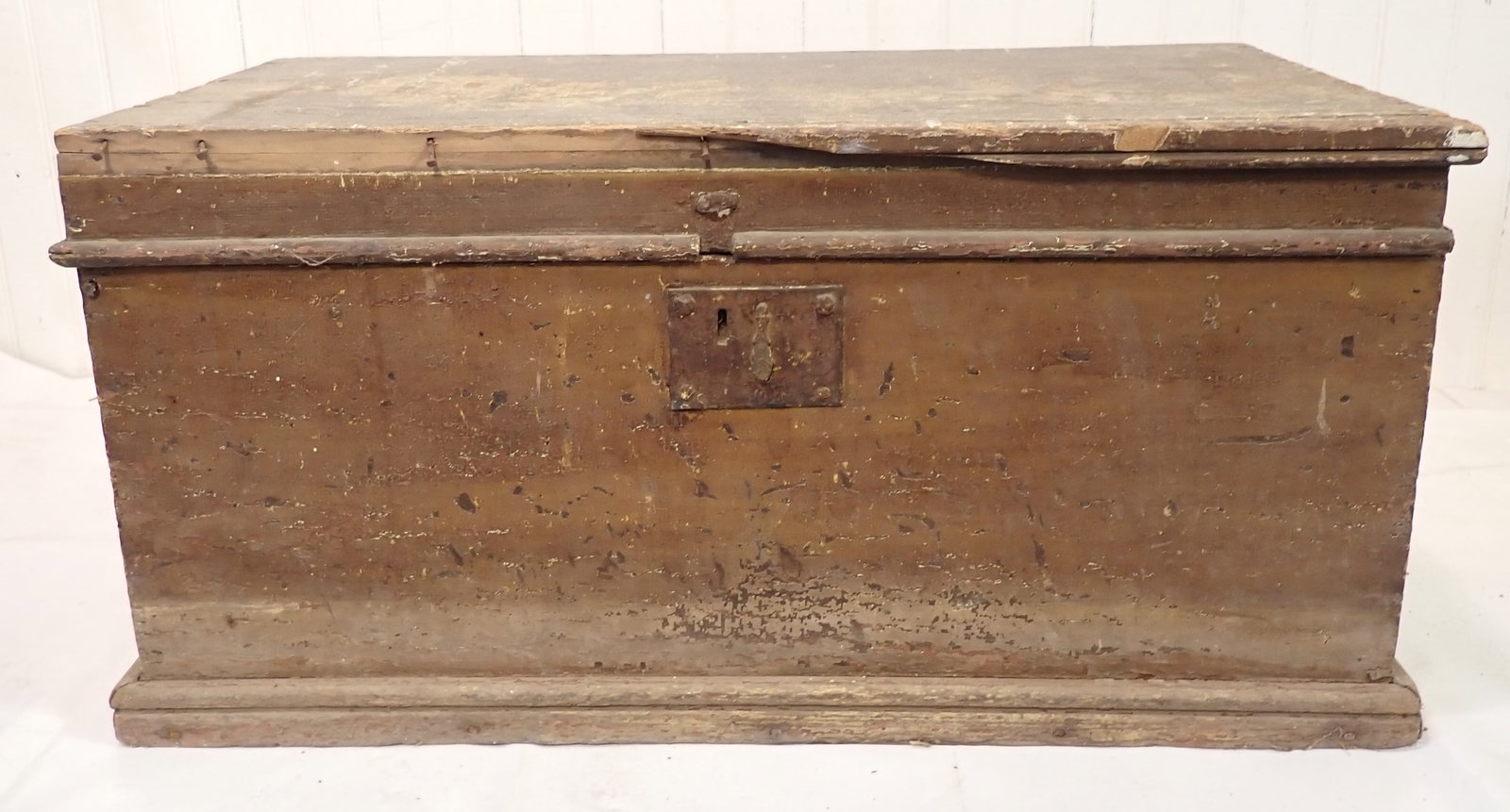 Tool Chest: Apprx 14 1/4" x 28 5/8" x 14 1/2" tall. Comes with all items in it. Must take all. No in house shipping