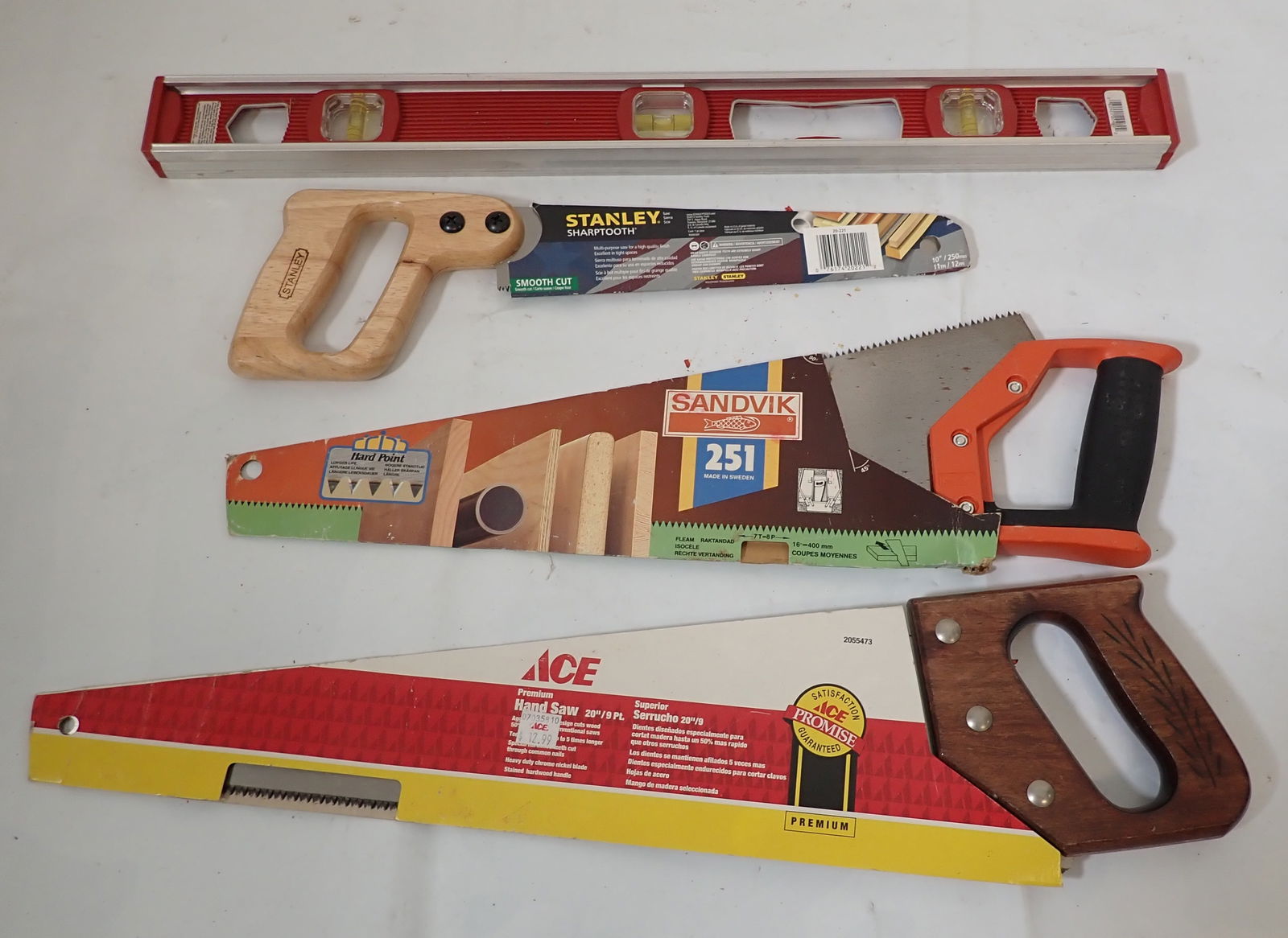 Stanley Sandvik Ace Saws & Level (1 of 2)