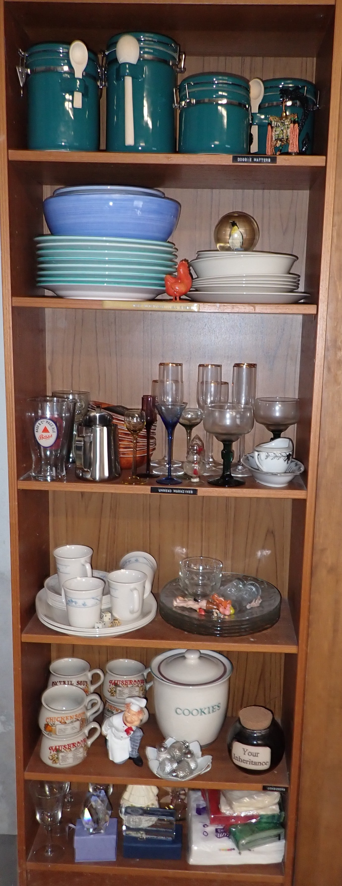 Dinnerware Canisters Corelle & Misc: Must take all ! No in house shipping ! Shelf is NOT included