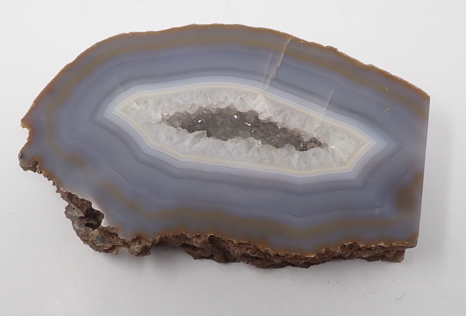 Agate Slice: Approx 6 1/4" x 9 3/4" x 1 3/4". Shipping available