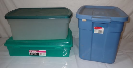 3 Plastic Totes