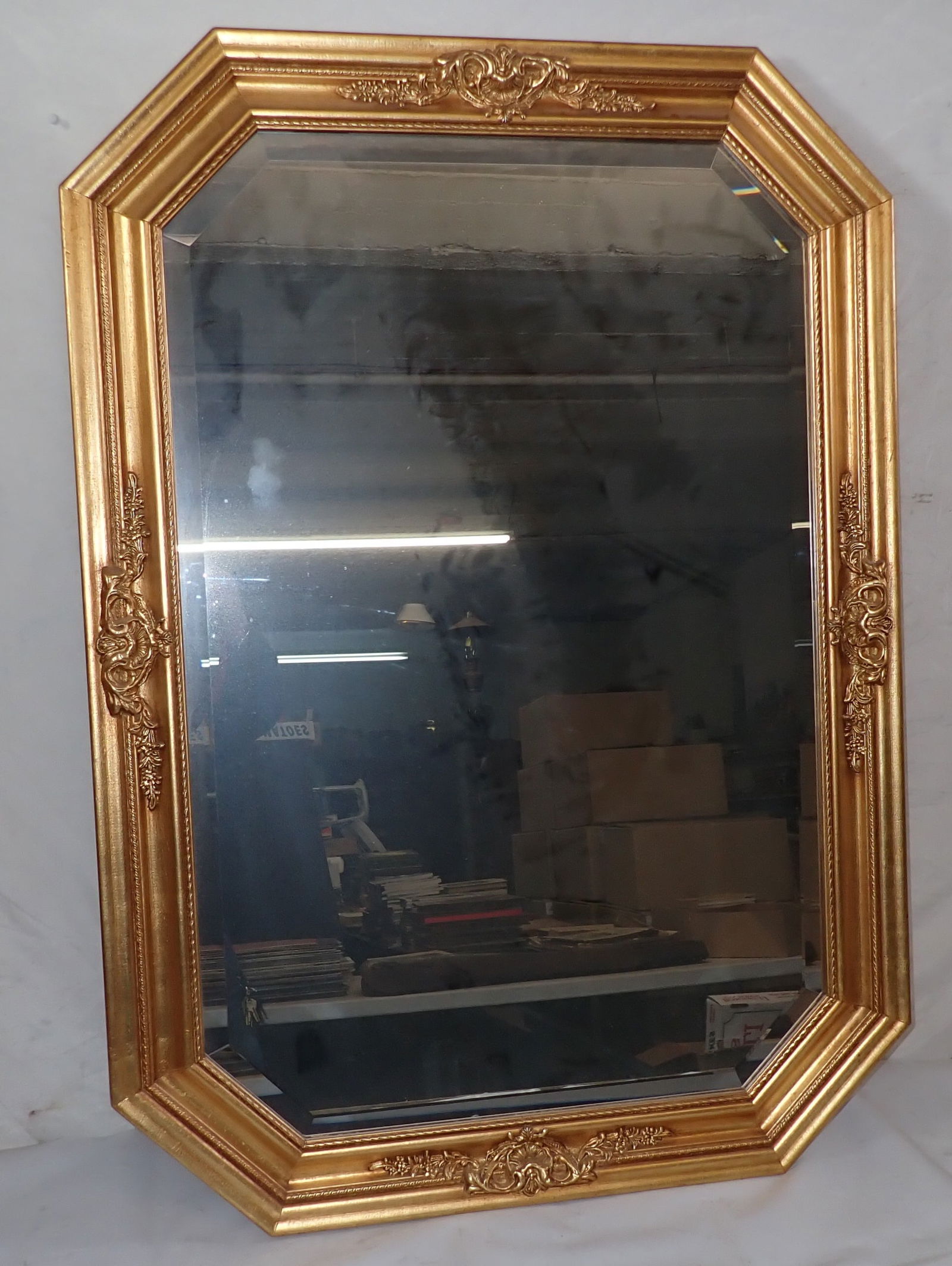 Decorator Carolina Mirror (1 of 2)