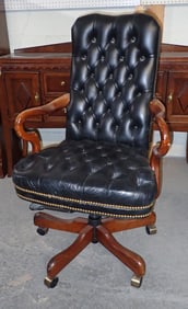 Fairfield Swivel Desk Chair