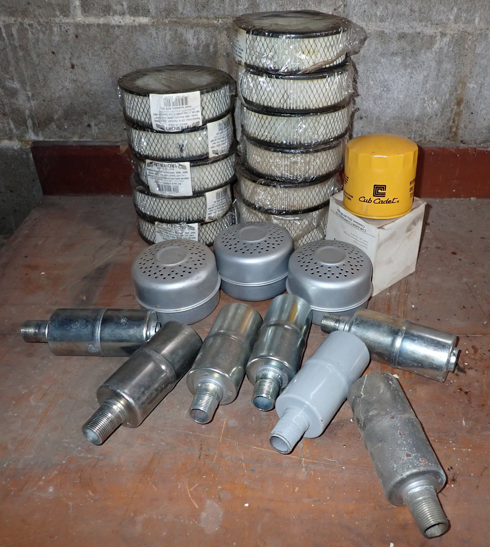 Small Engine Air Oil Filters & Mufflers (1 of 3)