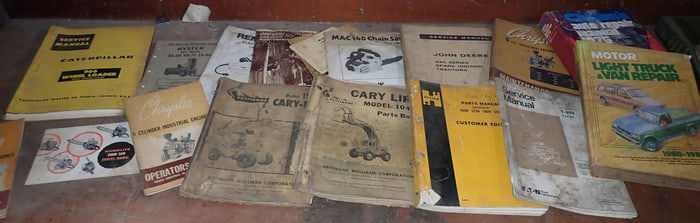 Repair / Service Manuals incl John Deere & Caterpillar