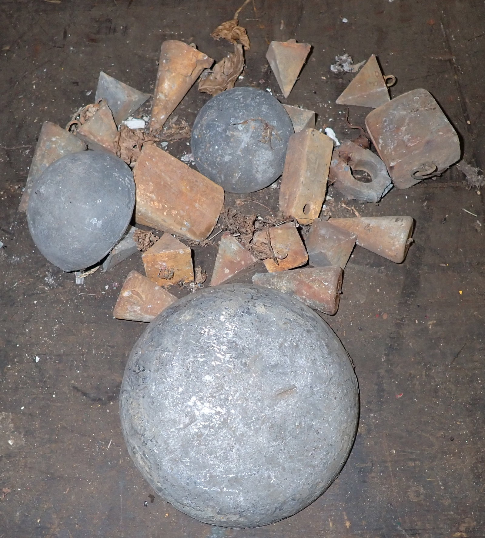 Lead: Largest is approx 5" in diameter and 1" thick. No in house shipping