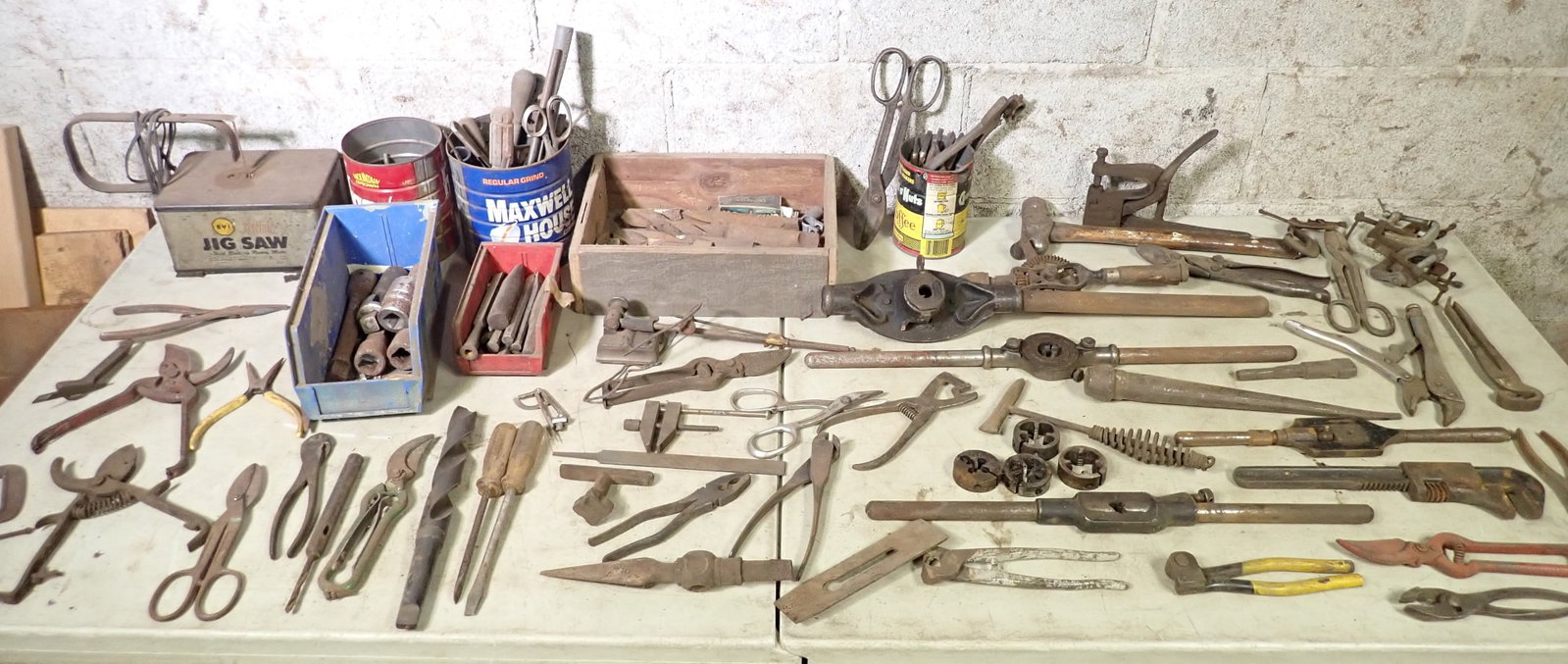 Table Contents of Tools: NO IN HOUSE SHIPPING !