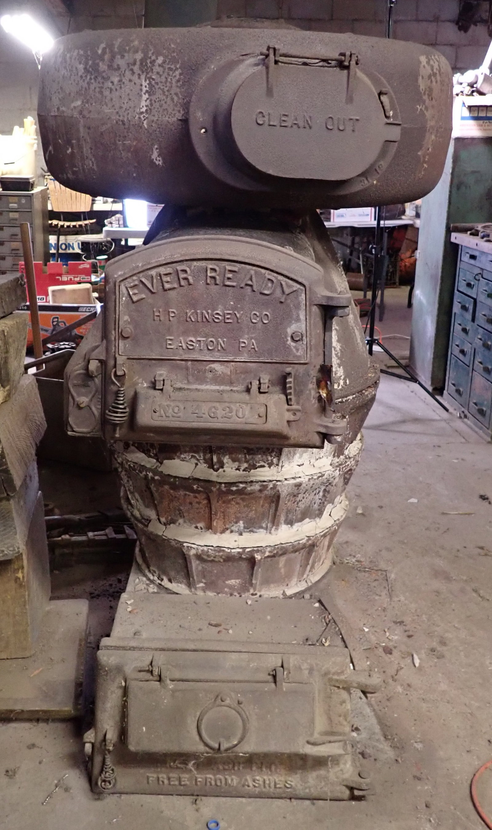 Ever Ready HP Kinsey Easton PA Stove: Apprx 32" in diameter at top and 57" tall. Seems like each section is just sitting on top of one another and not fastened ?? Buyer must call to schedule a pick up BEFORE the scheduled day for this sal