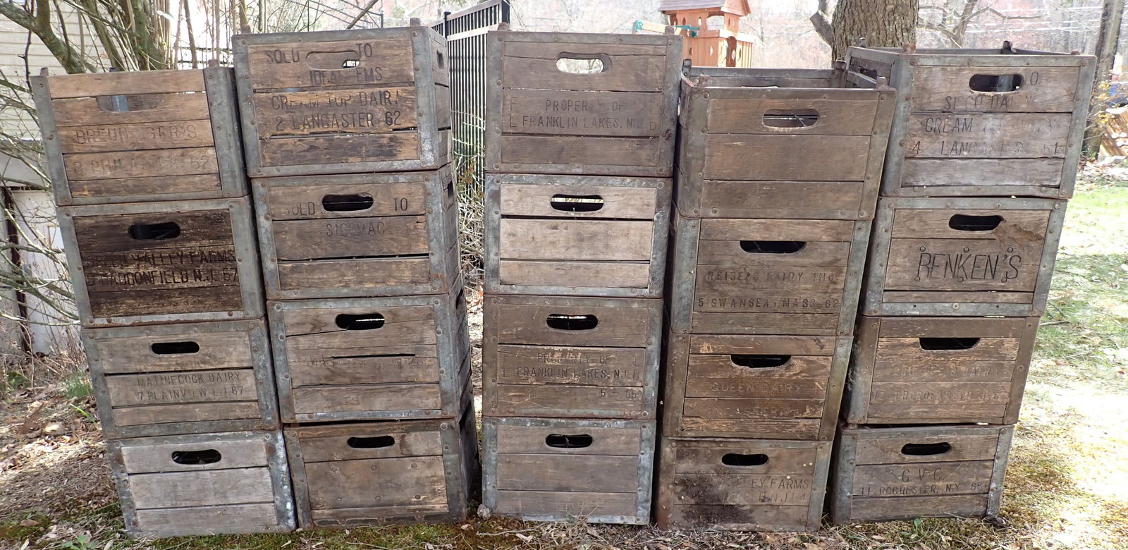 20 Wooden Milk Crates incl Franklin Lakes Lancaster & More (1 of 12)