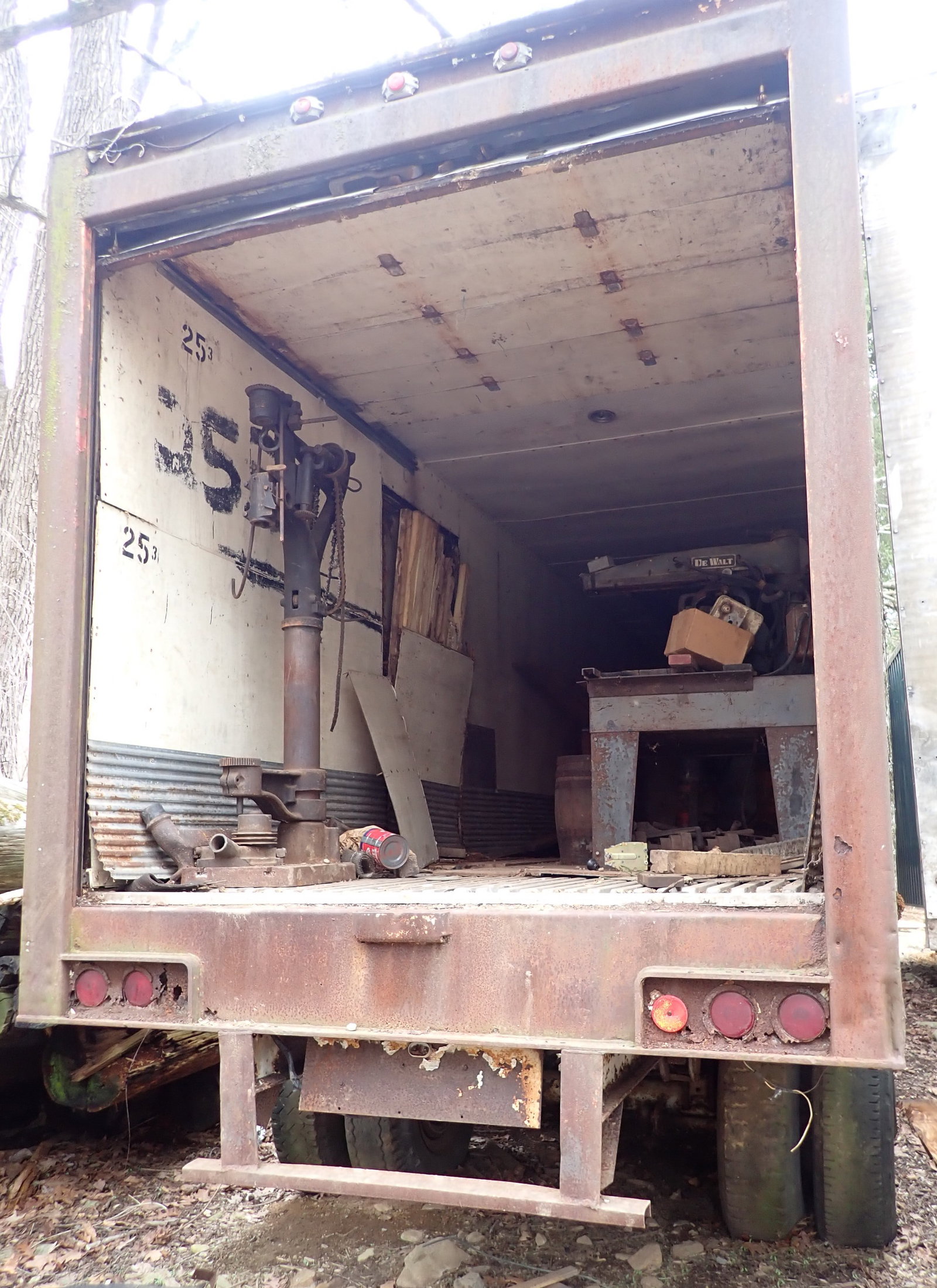 35' Trailer w/ Lumber Sonotubes & Misc (1 of 9)