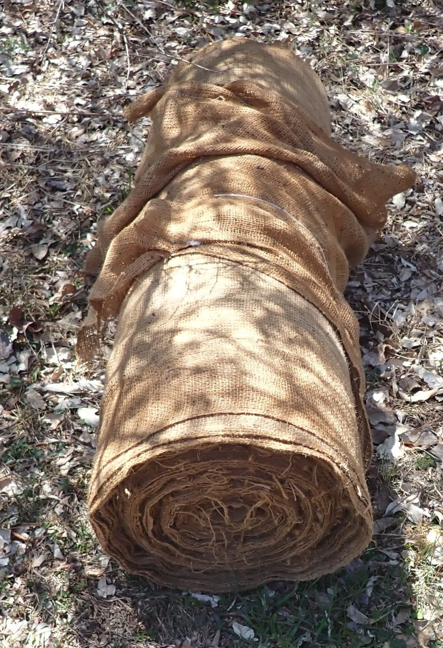 Roll of Burlap: Apprx 36" wide - NO in house shipping !