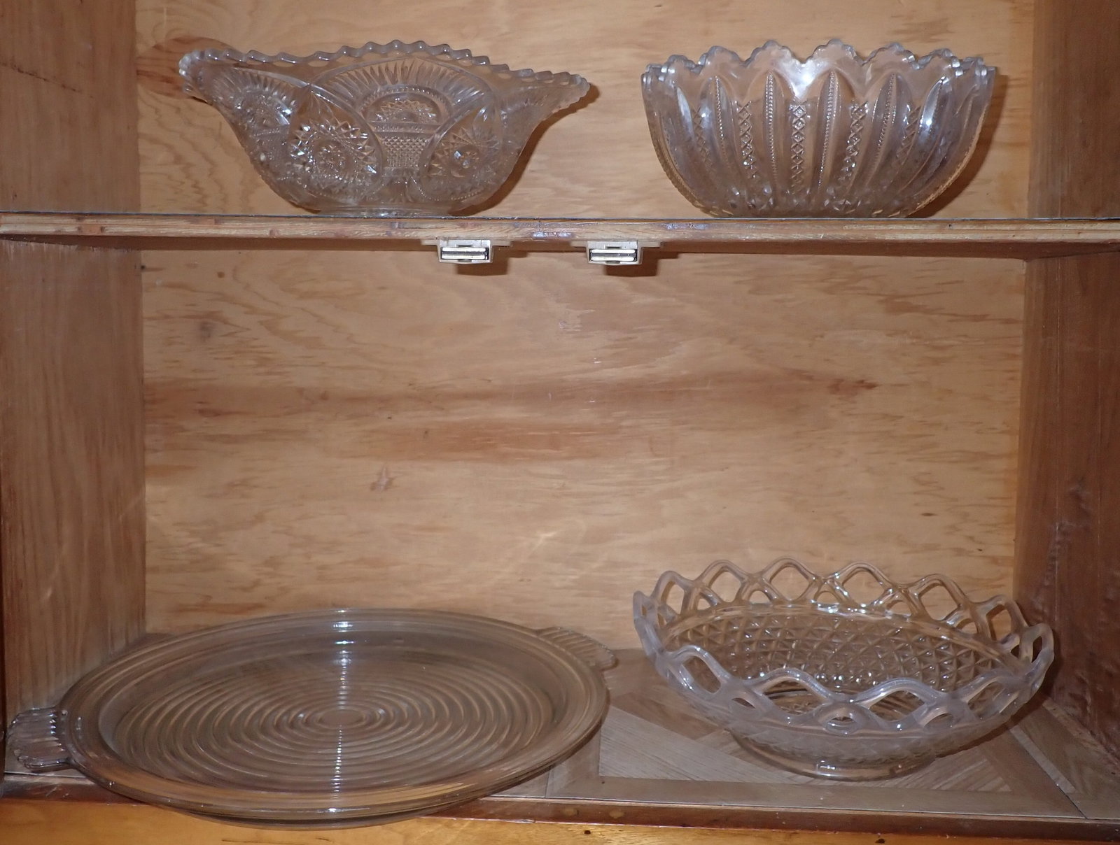 Glass Bowls & Platter: Platter is apprx 14" in diameter. NO in house shipping