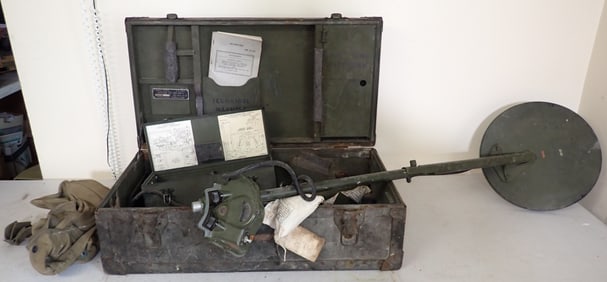 US Signal Corps Mine Detector Set