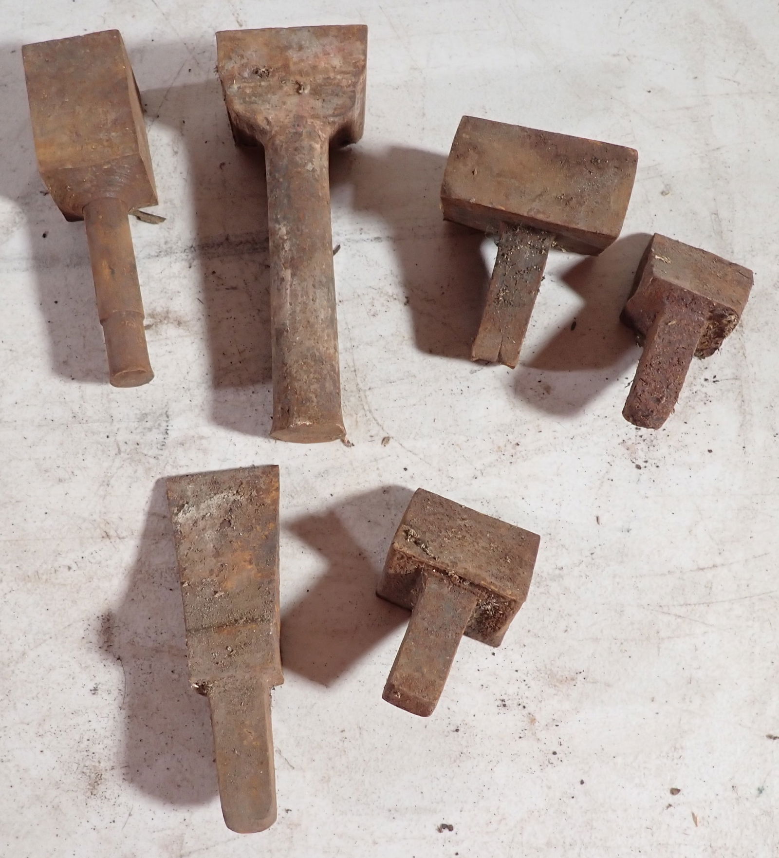 Anvil Hardies: Back left one is approx 2" x 2" x 7 1/8" long. Shipping available