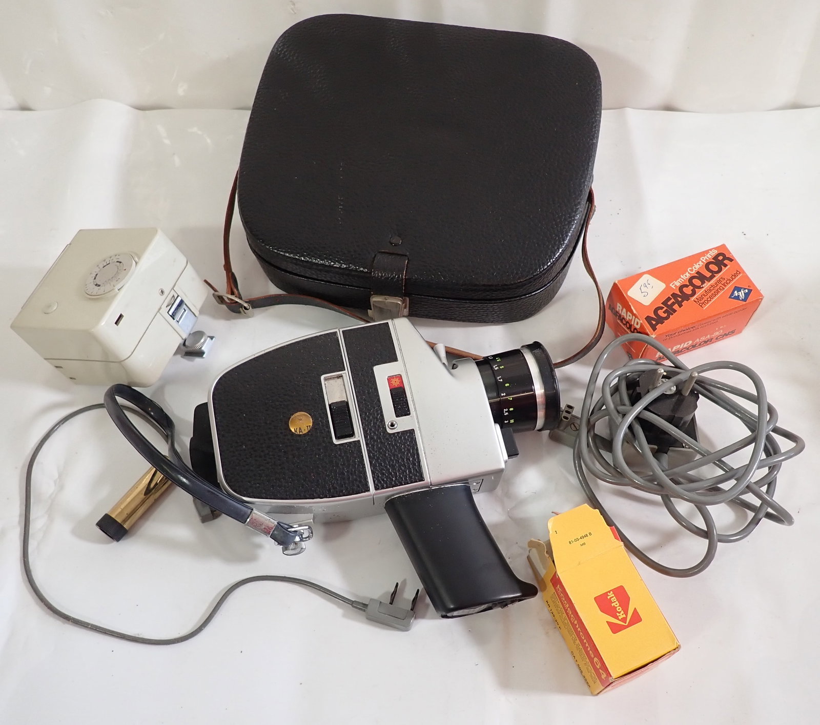 Schneider Kreuznach Nudist Park Movie Camera: Came from Goodland Nudist Park in Hackettstown NJ. It does have film in it, who knows what might be on it ! Shipping available