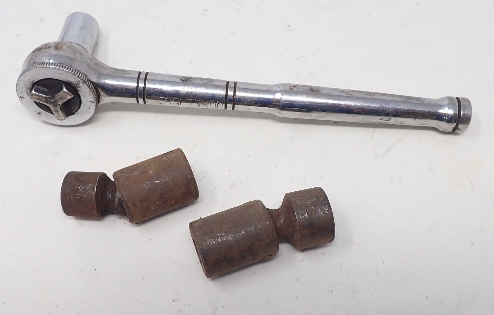 Craftsman 3/8" Drive Rachet & Swivel Sockets (1 of 1)