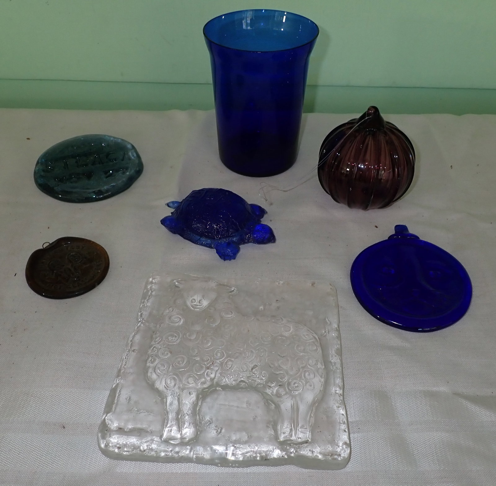 Hand Blown Glass incl Sheep: Sheep is approx 6" x 6". Shipping available ($20 handling charge, plus postage)