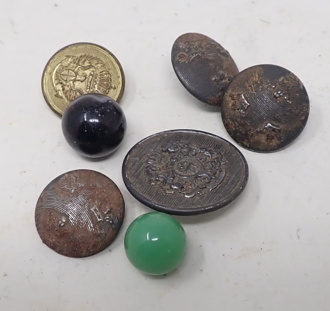 Buttons & Marbles: Largest is apprx 1 1/8" in diameter. Shipping available