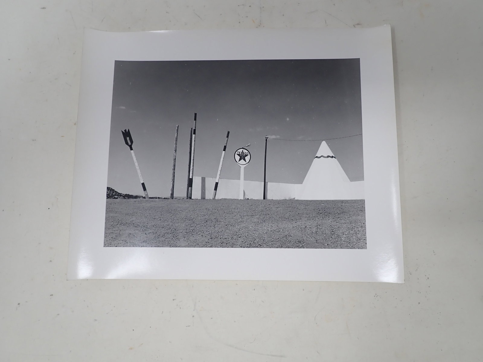 20 Jeff Weiss Photos incl Texaco Sign & Indians: Photographs are from Jeff Weiss's personal collection ! 8 x 10 - Shipping available