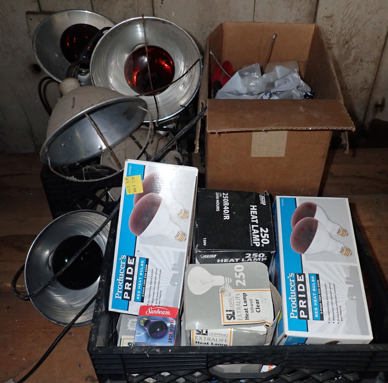 Brooder Heat Lamps & Bulbs: NO in house shipping !