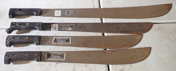Corneta 825 Gavilan Machetes