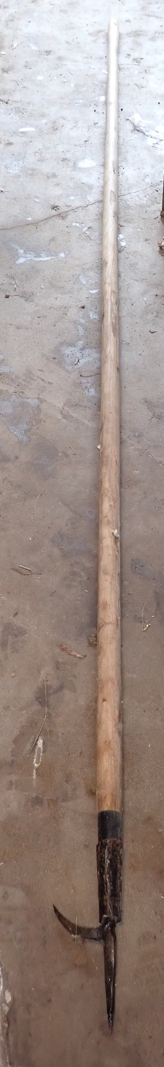 Firemens Pole: Approx 10'3" long. No in house shipping !