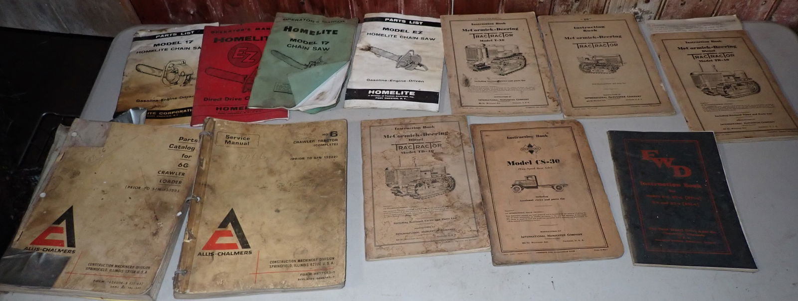 McCormick Deering Tractors International Truck Manuals (1 of 6)