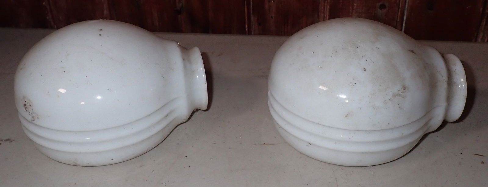 2 Art Deco Lamp Shades (1 of 5)