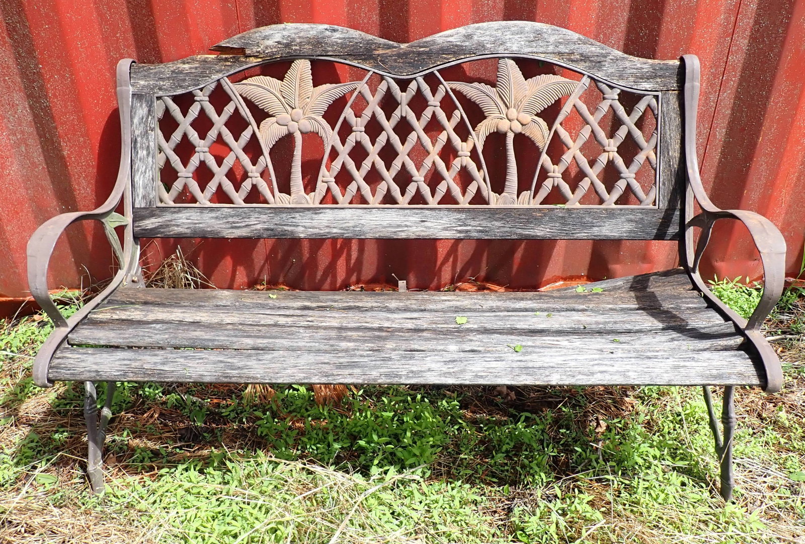 Garden Bench: Apprx 51" long. No in house shipping ! Bring help to remove