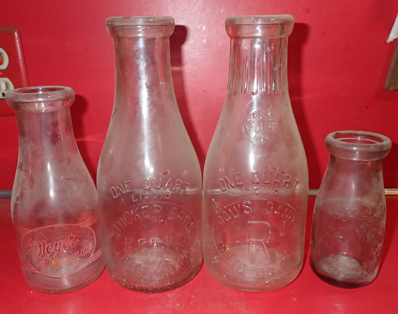 4 Milk Bottles incl Stocker & Rau's Easton Pa (1 of 3)